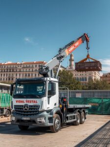 Alquiler de Camión Pluma por Horas en Sevilla
