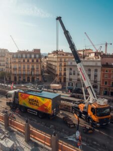 Camión Grúa Articulada en Sevilla