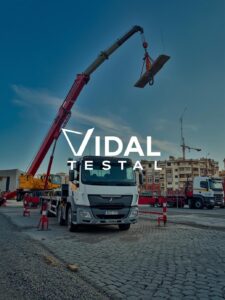 Camión Grua Autoportante en Sevilla