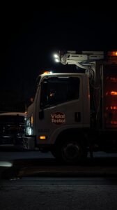 Camión Pluma para Trabajos Nocturnos